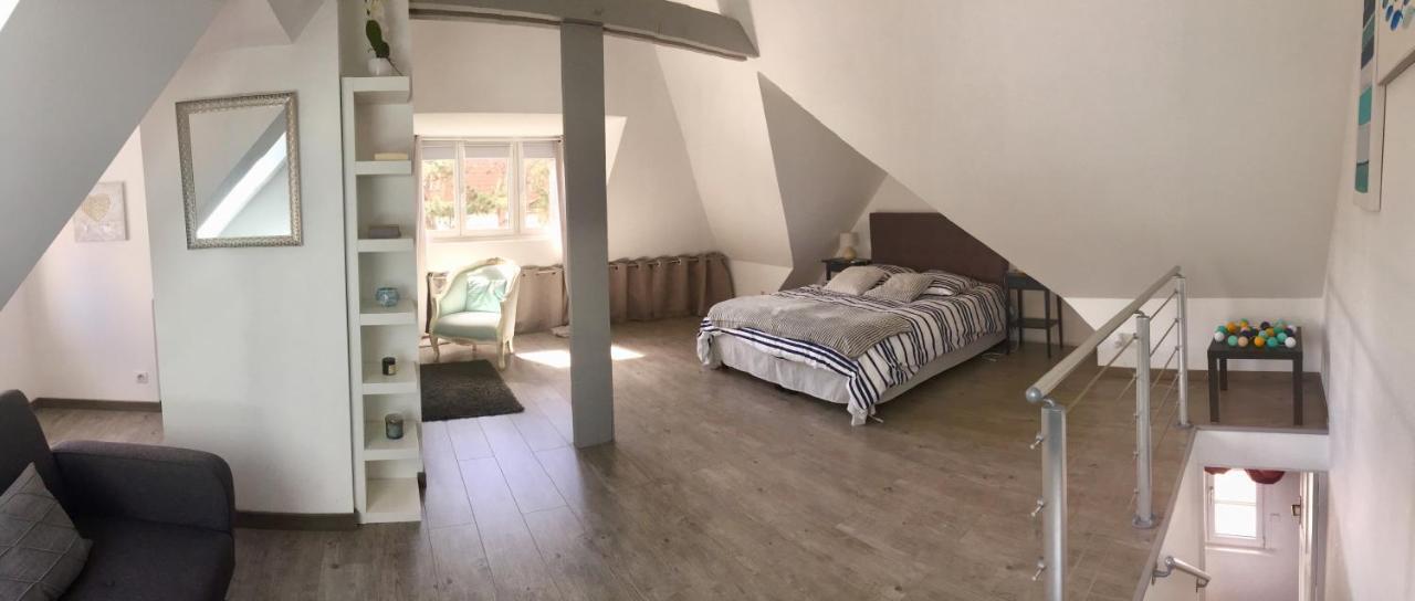 Villa La Croisee Des Chemins 布赖迪讷 外观 照片